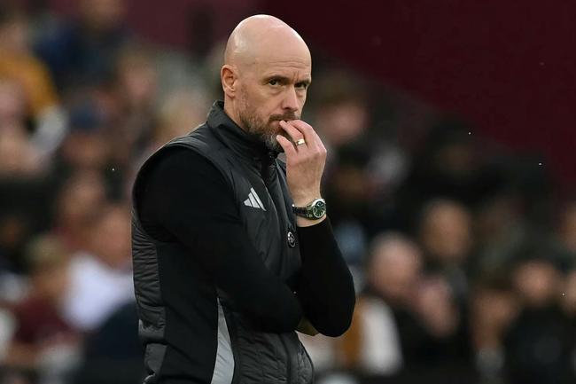 Manchester United manager Erik ten Hag suffered a damaging 2-1 defeat at West Ham