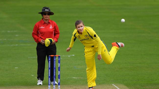 Jess Jonassen took three wickets in Australia’s warm-up win over Pakistan. Picture: Getty