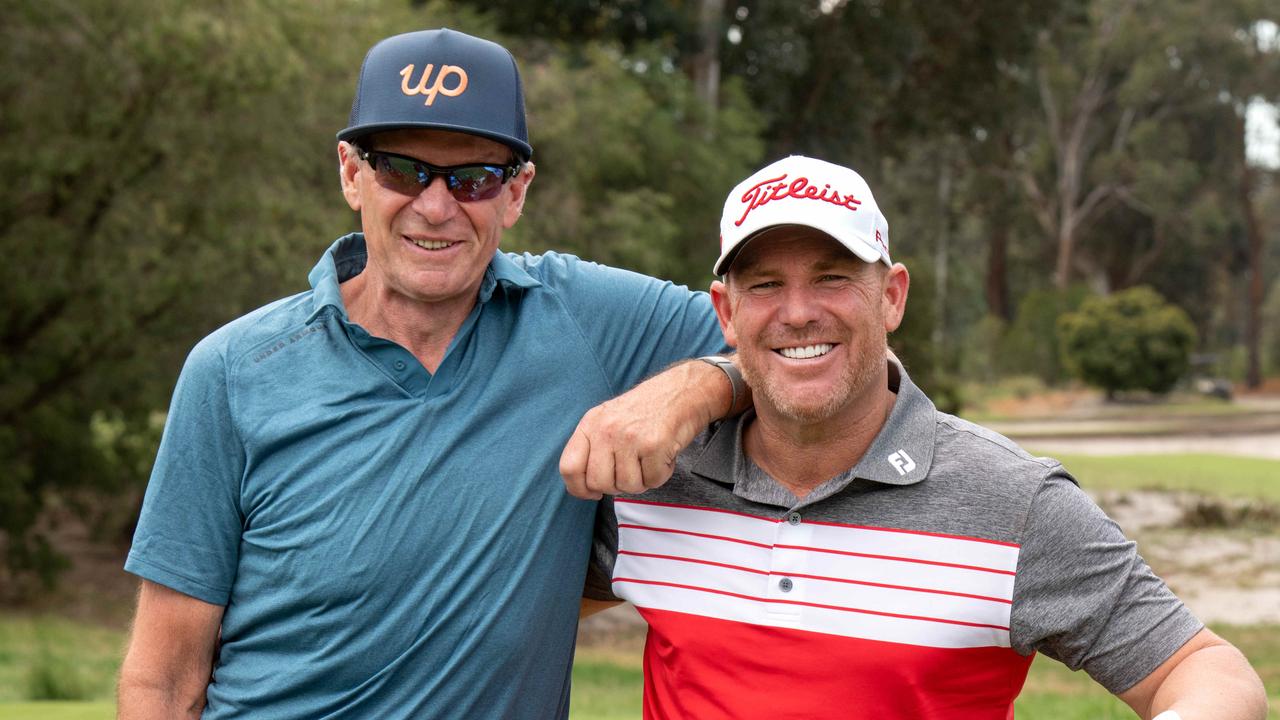 Good friends Shane Warne and Sam Newman are plotting a new nightly talk show.