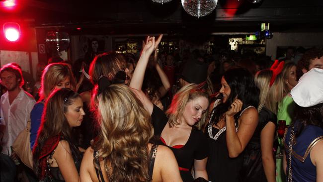 Nightclubs across Tasmania will be allowed to reopen from this Friday.