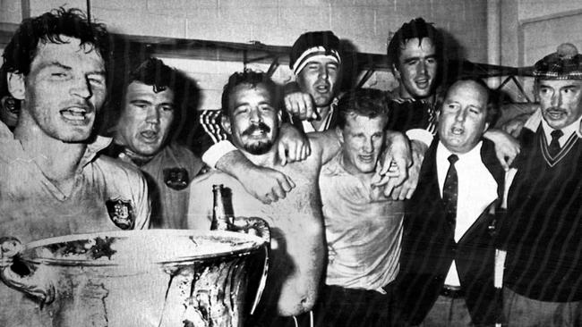 The Wallabies celebrate their 1986 Bledisloe Cup win over the All Blacks.