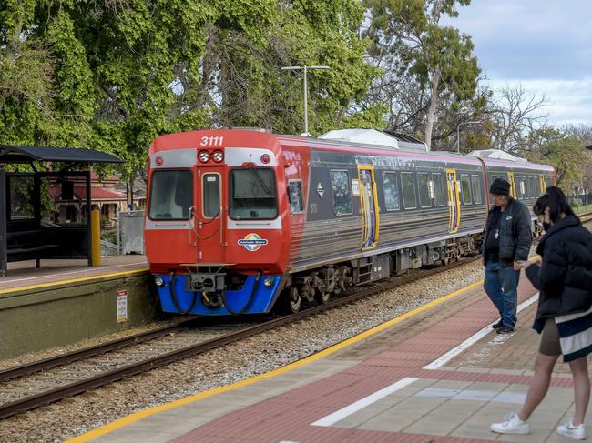 Public transport workers no longer need to be fully vaccinated to retain their jobs, with the mandate for the sector being revoked. Picture: Roy VanDerVegt