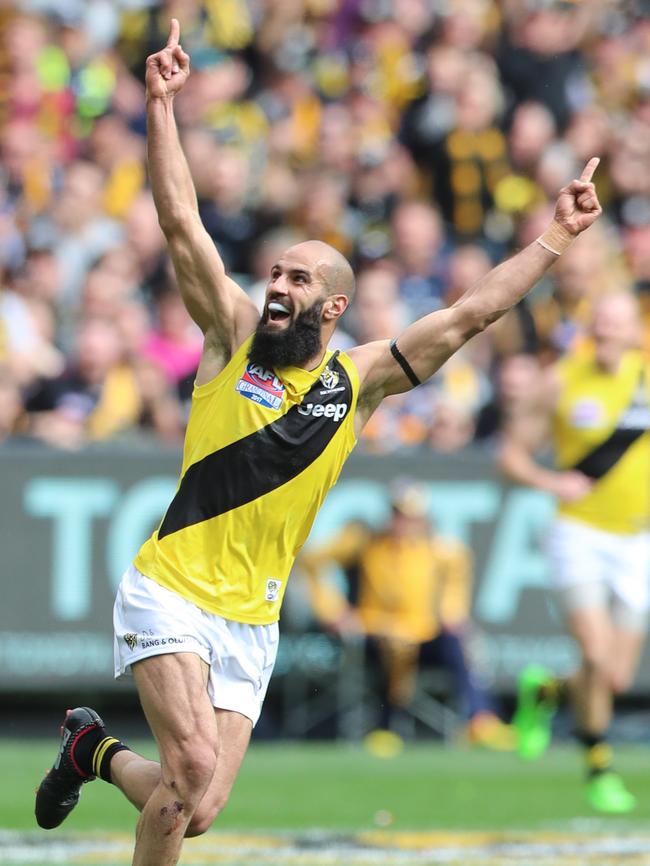 Bachar Houli kicked two goals. Picture: Alex Coppel