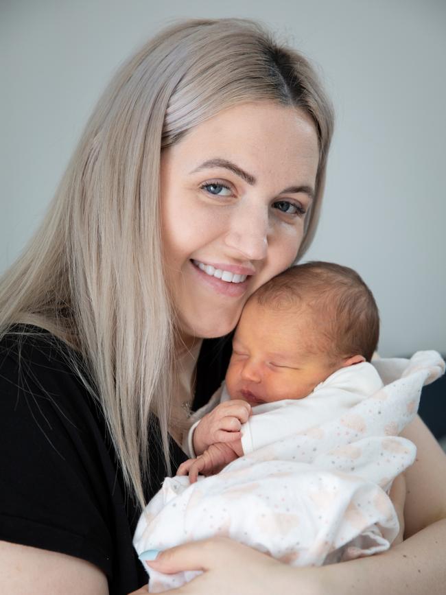 Jessica Aupouri with baby Wynter. Picture: GRANT WELLS