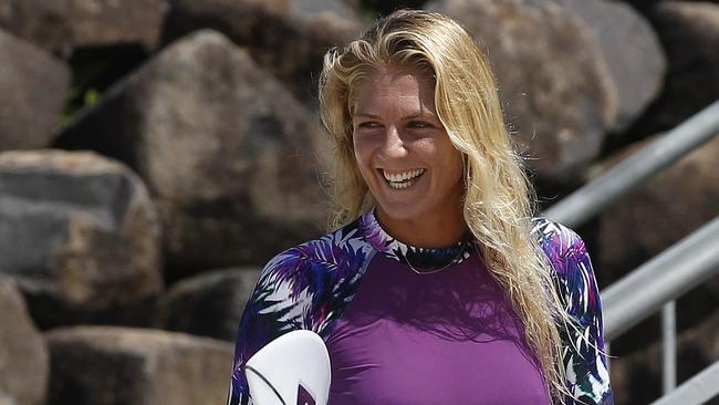 Stephanie Gilmore at Snapper Rocks. Picture: Jerad Williams