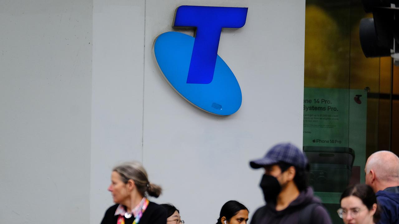Telstra customers who pay their bills in store will see a charge for the service double. Picture: NCA NewsWire / Luis Enrique Ascui