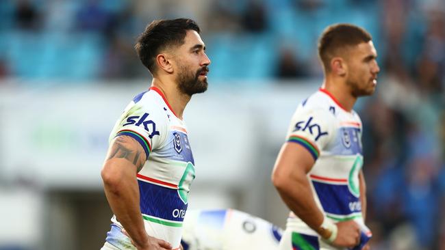 GOLD COAST, AUSTRALIA - JUNE 22: Shaun Johnson of the Warriors looks on during the round 16 NRL match between Gold Coast Titans and New Zealand Warriors at Cbus Super Stadium, on June 22, 2024, in Gold Coast, Australia. (Photo by Chris Hyde/Getty Images)