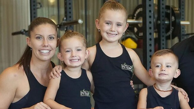 Hannah Clarke with her children.