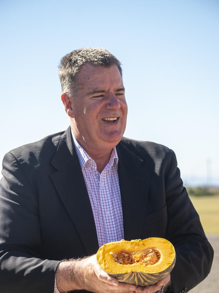 Minister Mark Furner at the Qualipac packing sheds. PHOTO: ALI KUCHEL