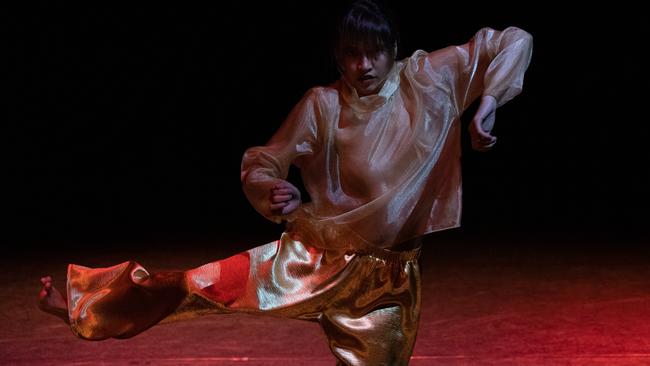 Dancenorth Tomorrow Makers 6 Tiana Lung in To Be Honest PHOTO Amber Haines