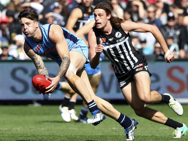 Sturt’s Jake Sutcliffe contests against Port Adelaide’s Jarrod Lienert. Picture: SARAH REED