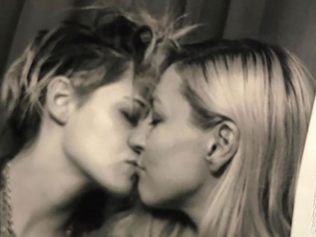 Kristen Stewart and girlfriend reveal big news