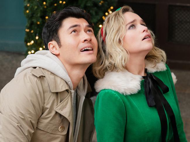 Henry Golding and Emilia Clarke in a scene from Last Christmas.