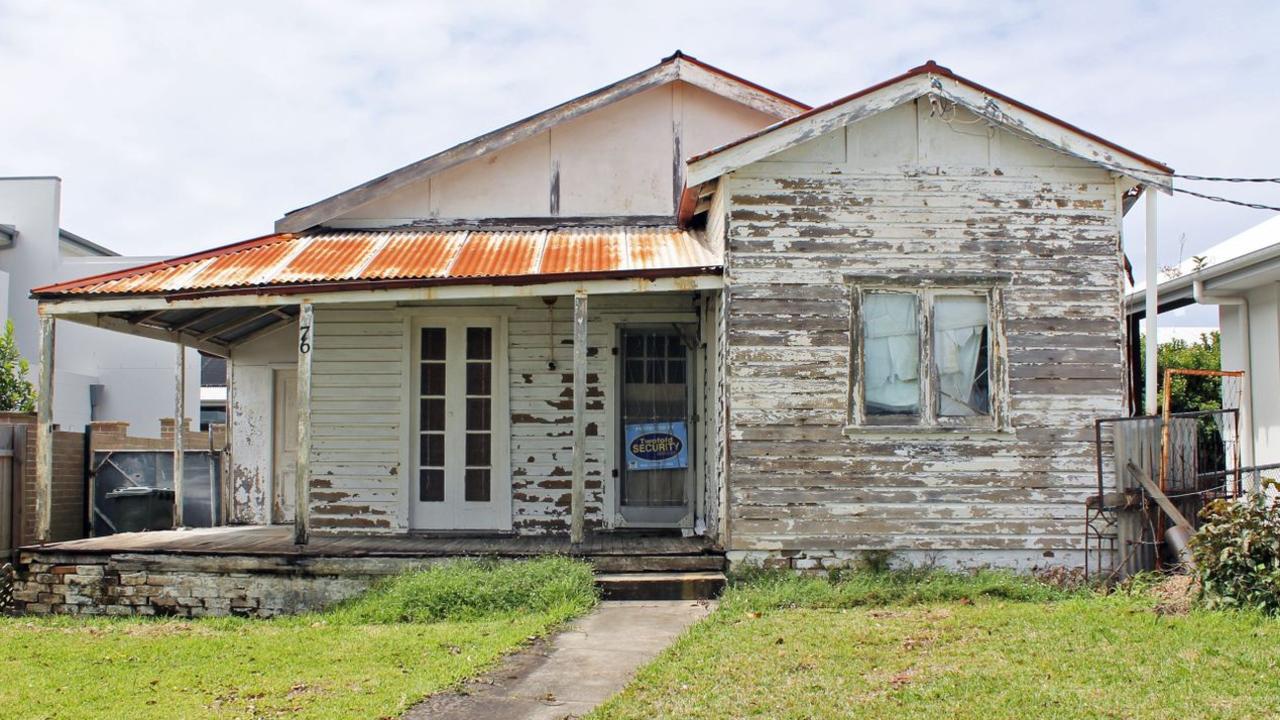 This crumbling home in the Sydney beachside suburb of Cronulla recently sold for a staggering $2.7m after being marketed as ‘knockdown’ value only. Picture: Realestata.com