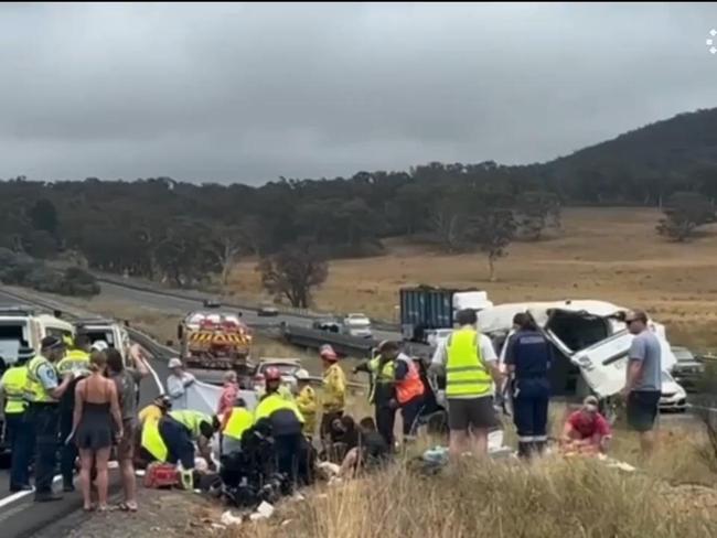 Several kids injured in bus rollover