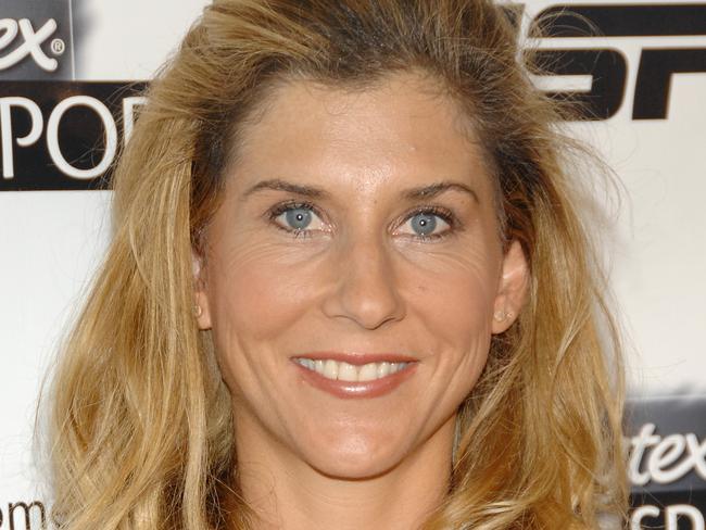 ** FILE ** Honoree and former women's tennis champion Monica Seles arrives at the Women's Sports Foundation's 28th Annual Salute to Women in Sports at the Waldorf-Astoria Hotel, in this Oct. 15, 2007 file photo in New York. Seles is working on a memoir, saying in a statement Wednesday March 19, 2008, that she hopes "to share how I found balance, strength and happiness in my life after a rollercoaster ride of exhilarating accomplishment and sometimes overwhelming tragedy". Her memoir, currently untitled, will be published in 2009 by Avery, an imprint of Penguin Group (USA). (AP Photo/Evan Agostini,File)