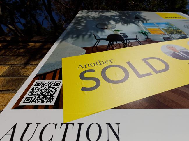 SYDNEY, AUSTRALIA - NewsWire Photos SEPTEMBER 14 2023. Generic housing & real estate house generics. Pic shows a sold sign for an apartment which went to auction in Drummoyne. Picture: NCA NewsWire / Max Mason-Hubers