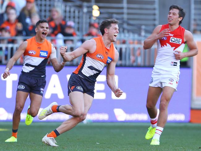 The Giants just hang on in their 2019 meeting which ended in a two-point victory. Picture: Mark Kolbe/AFL Photos via Getty Images