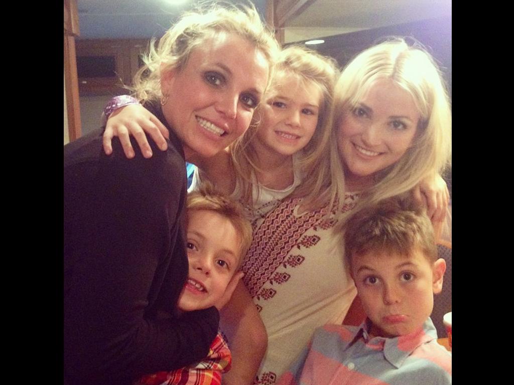 Hanging out with they boys’ aunty Jamie Lynn: “At my sister’s show! @jamielynnspears is playing the LA County Fair in Pomona tonight”. Picture: Britney Spears/Instagram