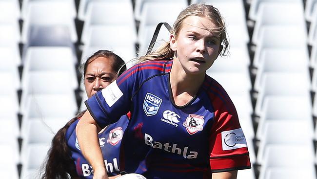 Campbelltown Collegians’ Imogen Lowe with the ball. Picture: John Appleyard