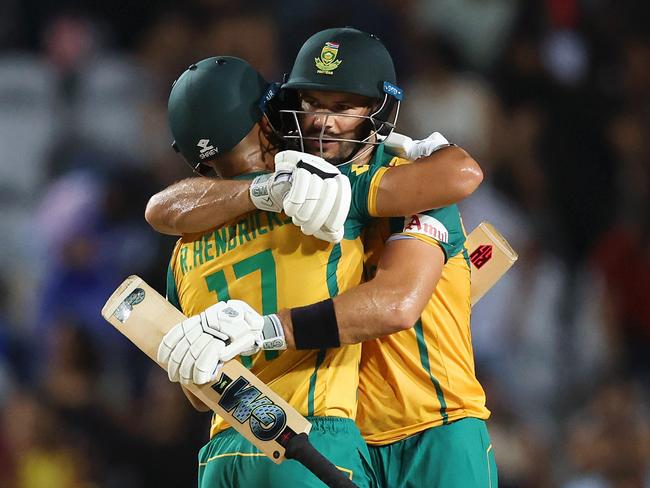 Aiden Markram and Reeza Hendricks celebrate reaching the final. Picture: Robert Cianflone/Getty Images