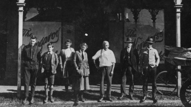 Herald Building in Kingaroy, ca. 1919. The second Herald building, with staff proudly standing in front, highlights the growing prominence of local media. Source: Unknown