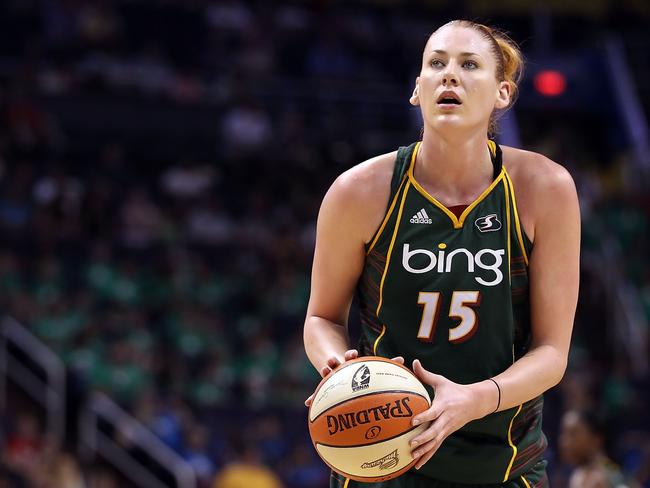 PHOENIX - JULY 14: Lauren Jackson #15 of the Seattle Storm takes a free throw shot during the WNBA game against the Phoenix Mercury at US Airways Center on July 14, 2010 in Phoenix, Arizona. The Storm defeated the Mercury 111-107 in triple overtime. NOTE TO USER: User expressly acknowledges and agrees that, by downloading and or using this photograph, User is consenting to the terms and conditions of the Getty Images License Agreement. (Photo by Christian Petersen/Getty Images)