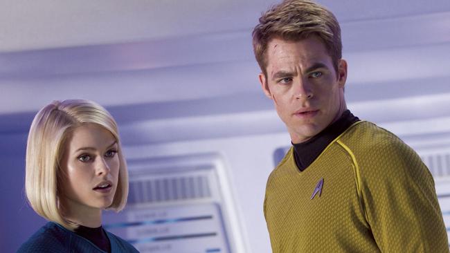 Alice Eve (here with Chris Pine in Star Trek) would steam up the screen as an icy Wildling princess.