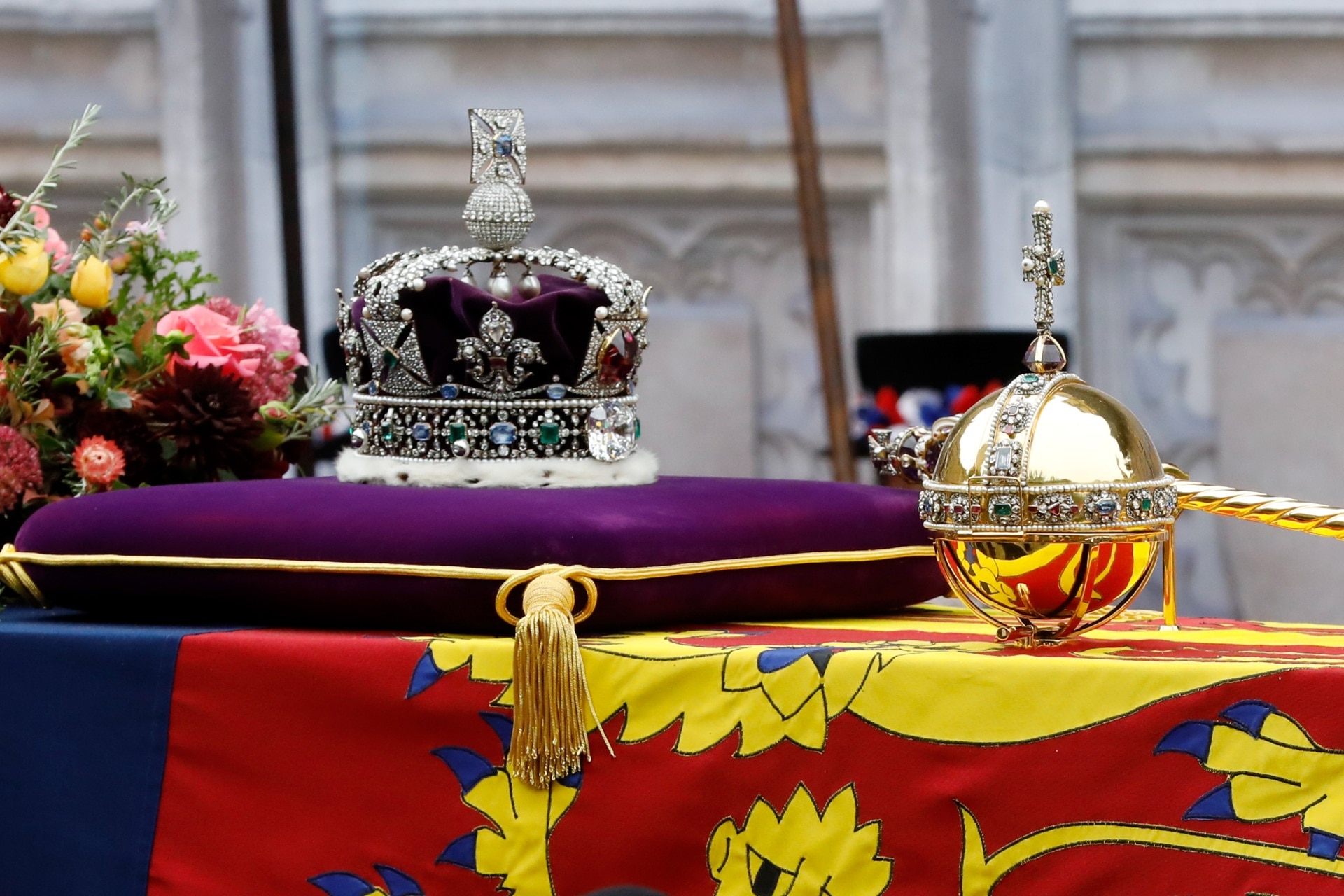 The significance behind Queen Elizabeth II's Imperial State Crown, that she  wears on special occasions