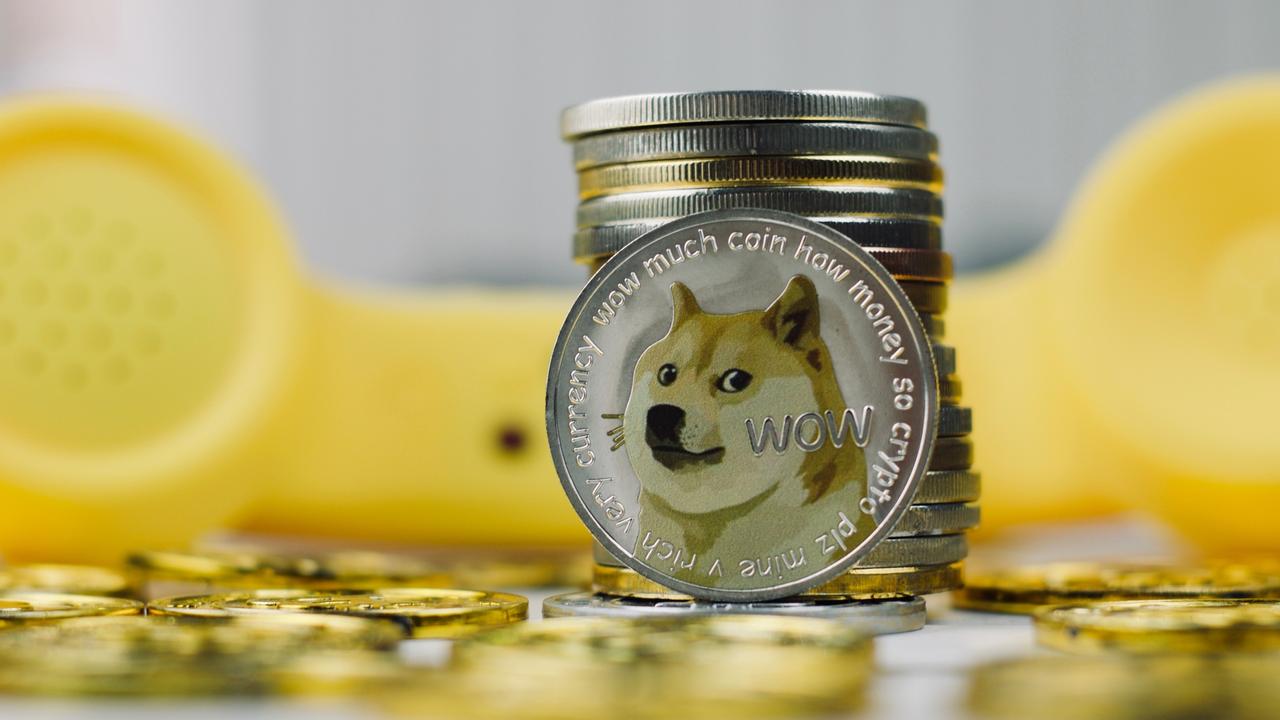 Dogecoin on Coinbase: Cryptocurrency exchange listing Elon ...