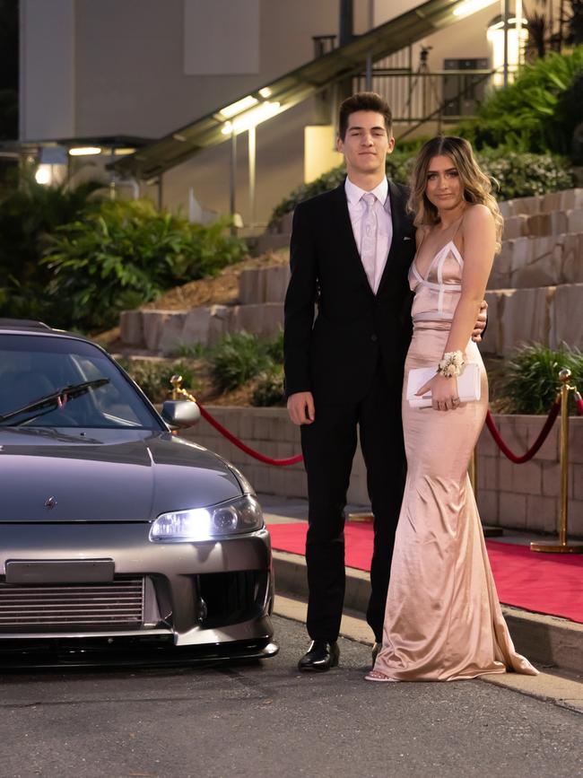 Taylor Ryan (right) and guest. Hillcrest Christian College 2020 school formal. Photo: Supplied