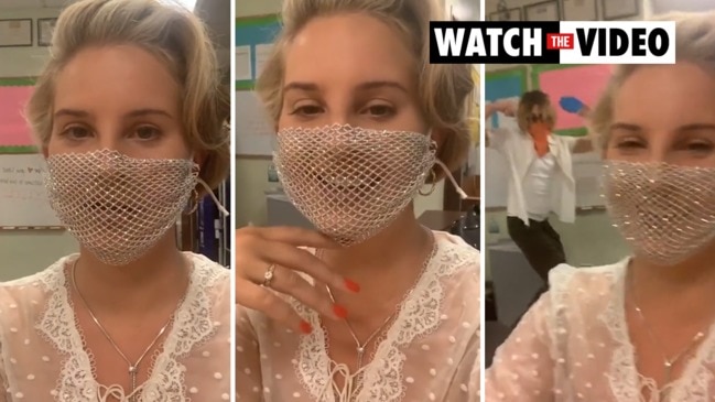 Lana Del Rey slammed for wearing ridiculous mesh face mask to meet fans