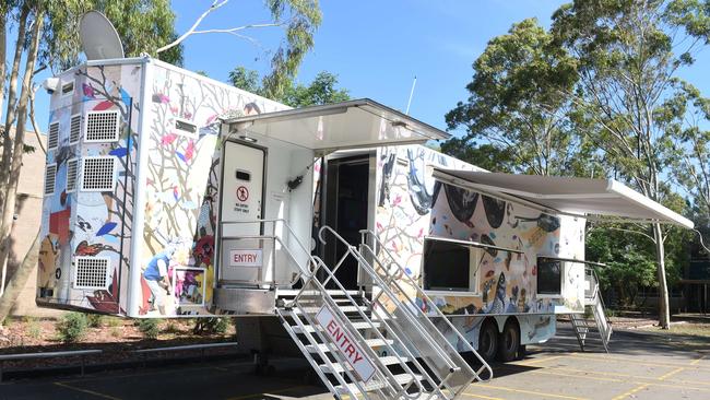 Abc Media Trailer That Has Inspired Thousands Makes Final Broadcast From Penrith High School Daily Telegraph