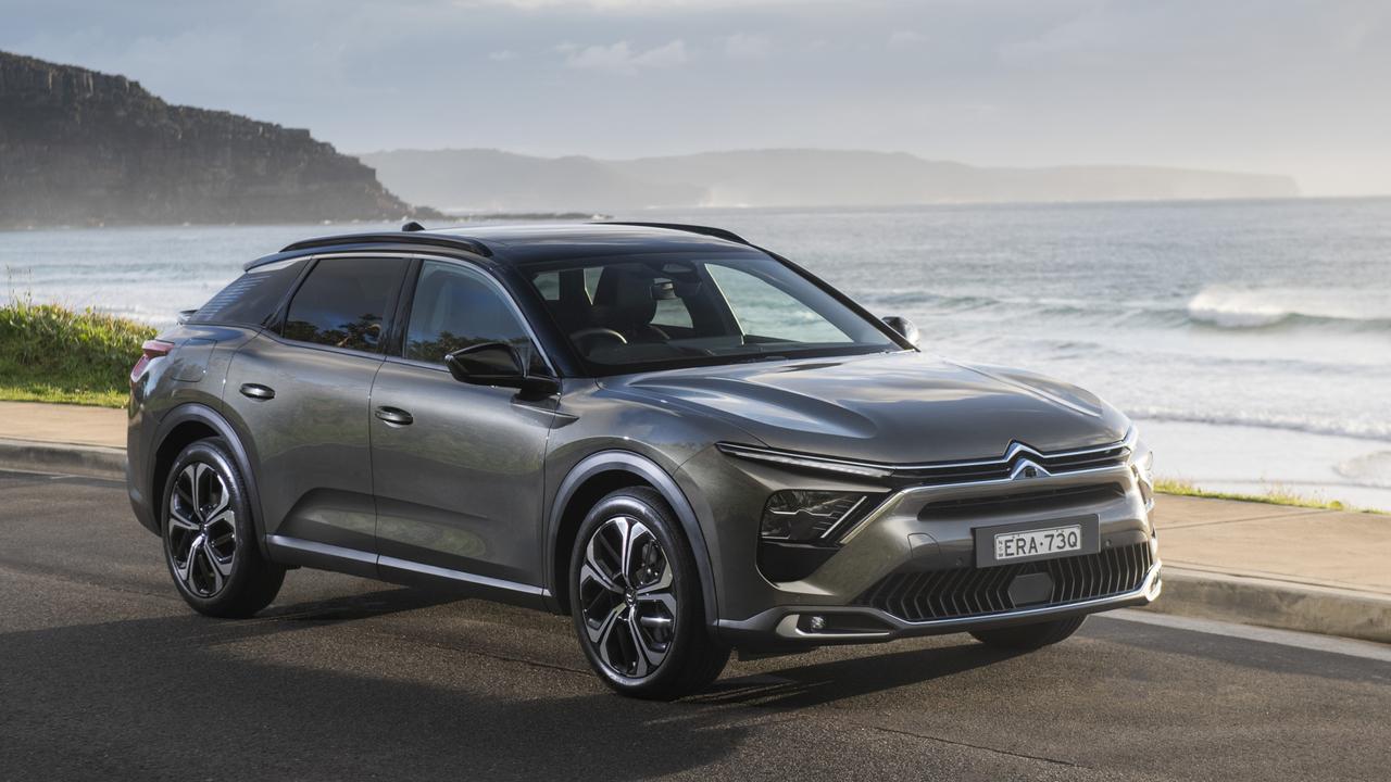 New Citroen C5 X Revealed As Part Sedan, Part Wagon, Part SUV