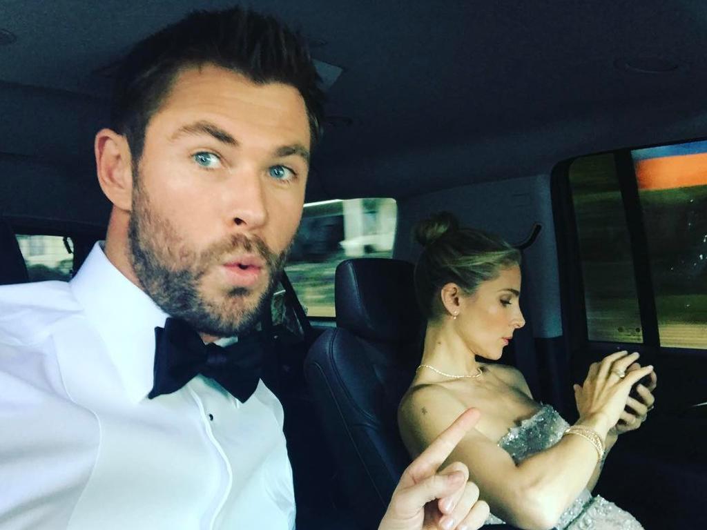 Chris Hemsworth with Elsa Pataky ... "Heading to the golden globes, look at my hot date !! #goldenglobes @elsapatakyconfidential #whatssheholding" Picture: Instagram