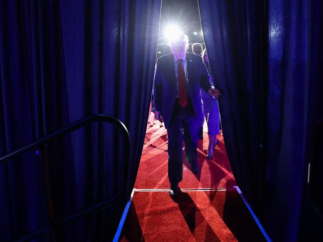 WEST PALM BEACH, FLORIDA - NOVEMBER 06: Republican presidential nominee, former U.S. President Donald Trump departs an election night event at the Palm Beach Convention Center on November 06, 2024 in West Palm Beach, Florida. Americans cast their ballots today in the presidential race between Republican nominee former President Donald Trump and Vice President Kamala Harris, as well as multiple state elections that will determine the balance of power in Congress.   Win McNamee/Getty Images/AFP (Photo by WIN MCNAMEE / GETTY IMAGES NORTH AMERICA / Getty Images via AFP)