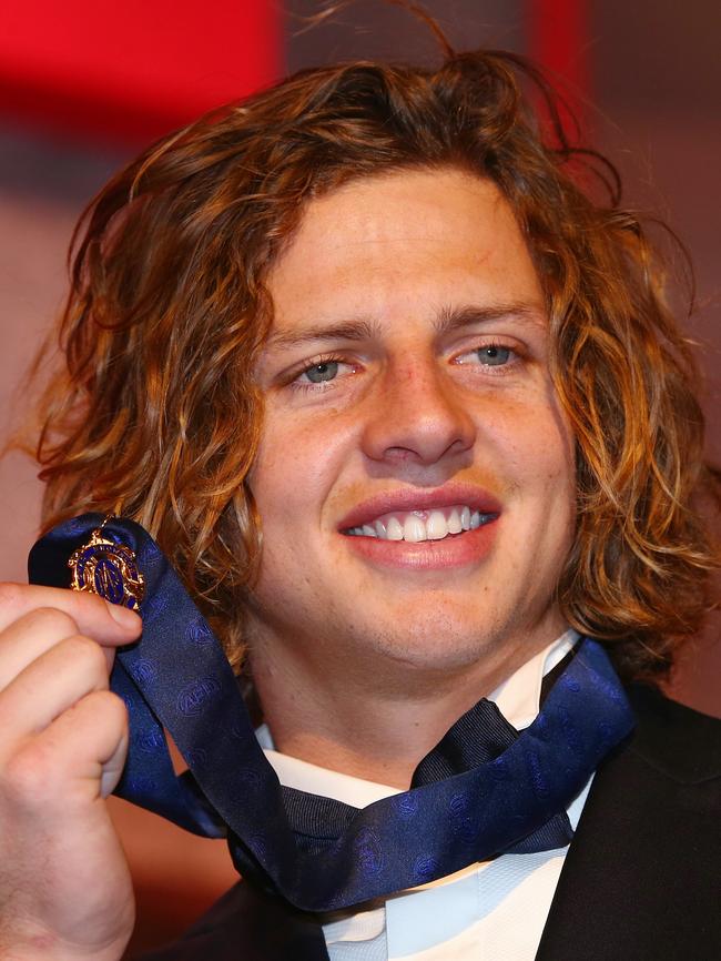 Fremantle’s Nat Fyfe wins the 2015 Brownlow Medal. Picture: Colleen Petch.