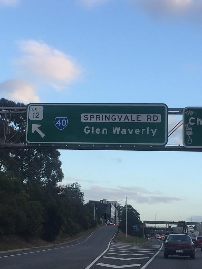 Glen Waverley spelt wrong on the Monash Freeway.