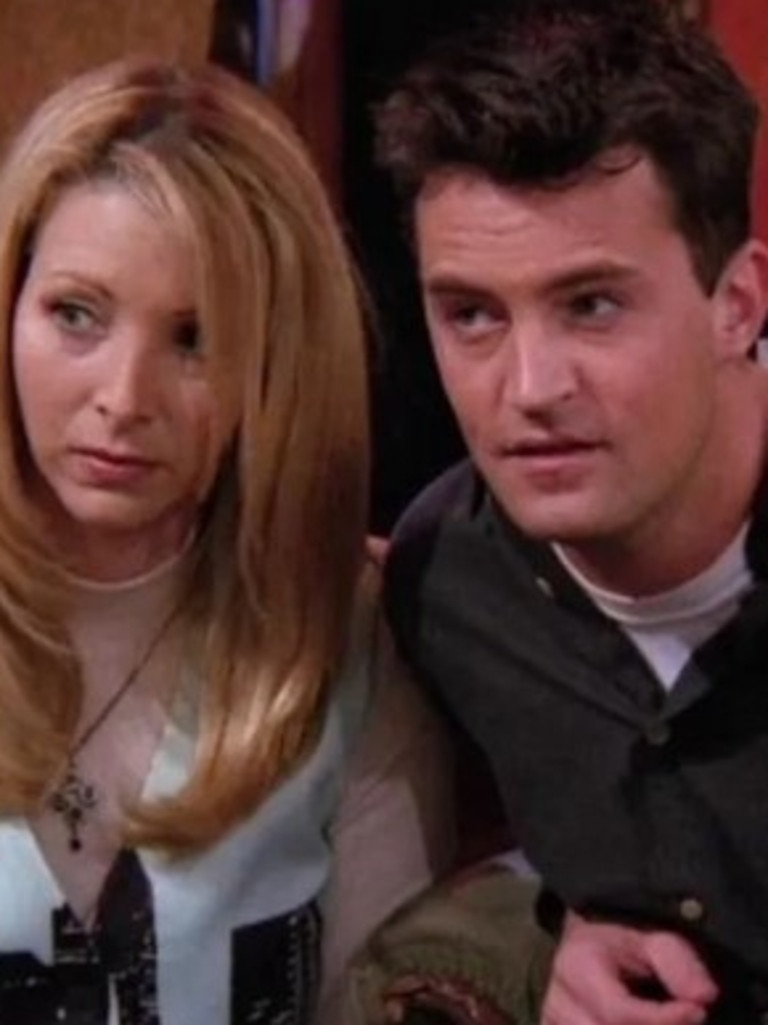 Kudrow and Perry in a scene from the beloved show.