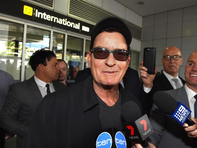 Charlie Sheen arrives at Melbourne Airport. Picture: Tony Gough