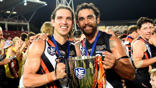 Cameron Ilett and Richard Tambling with the Thunder’s 2015 premiership cup. Picture: Elise Derwin