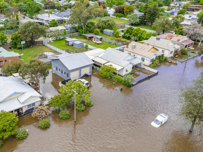 ***FEE WARNING***MUST CHECK WITH DT PIC DESK BEFORE USE*** , 5th of November 2022 Flooding in the city of Forbes , Picture: Farmpix Photography