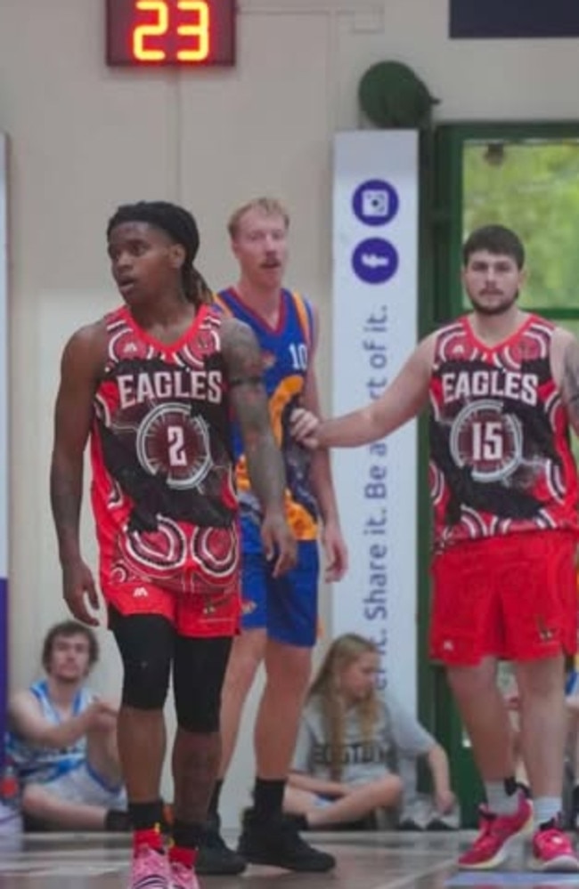 Kobe Powell &amp; Lachlan Shipway (Eagles). Picture: Darwin Basketball Association