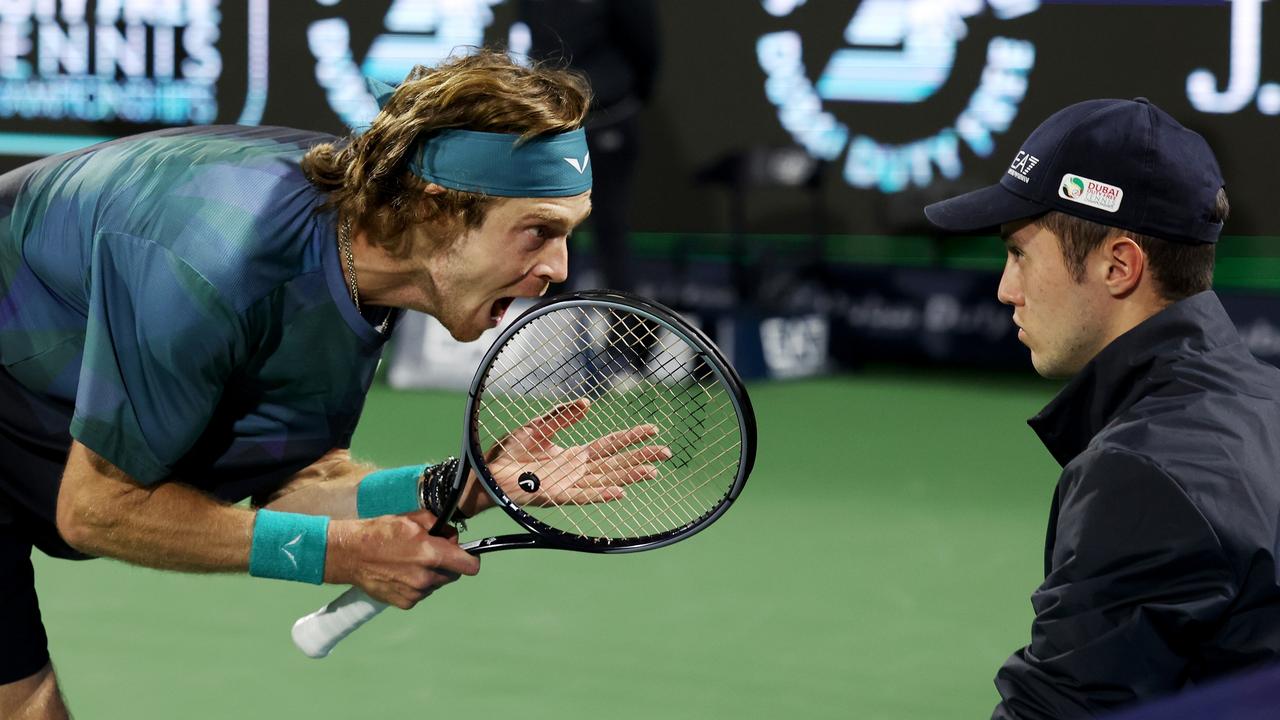 Andrey Rublev scheiterte im Halbfinale von Alexander Bublik in Dubai wegen einer Explosion beim Linienrichter, Video, Ergebnisse, was hat er gesagt?