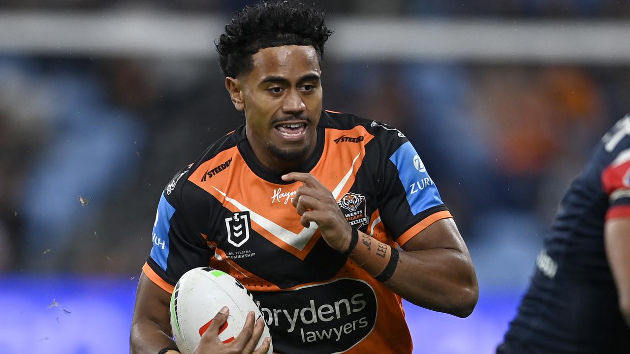 NRL 2025 Season Preview: Wests Tigers, Key Players, and Round 1 Insights