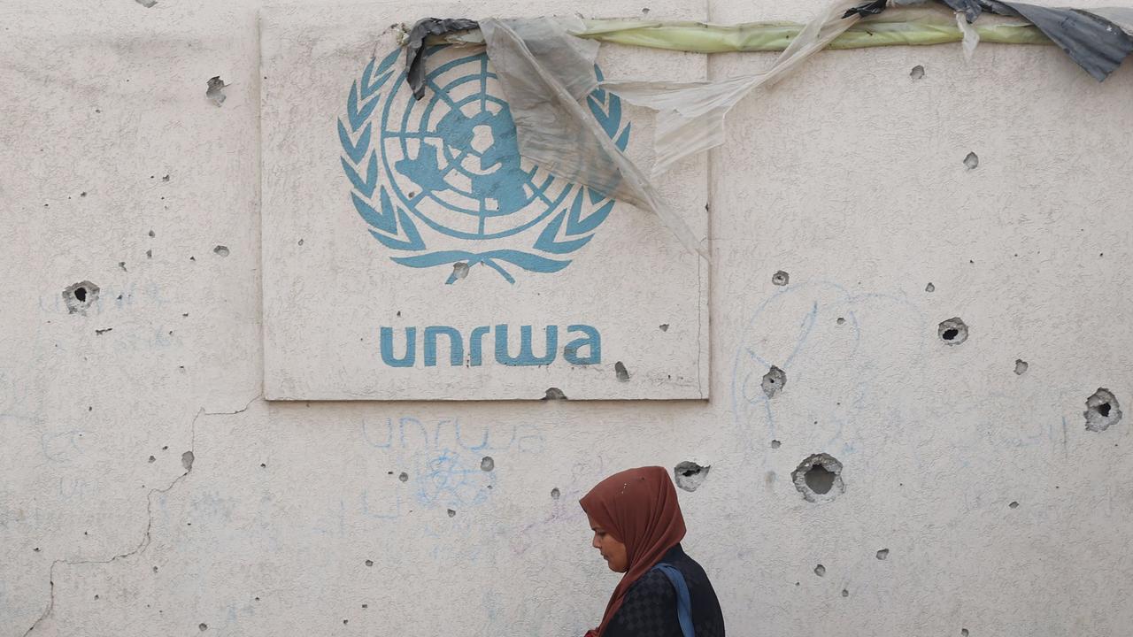 Israel passes law banning relief agency UNRWA