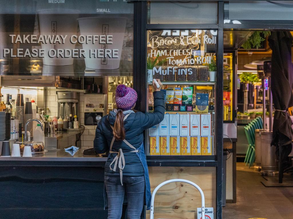 Cafes, restaurant, pubs and bars can currently only offer takeaway and delivery. Picture: Asanka Ratnayake/Getty Images