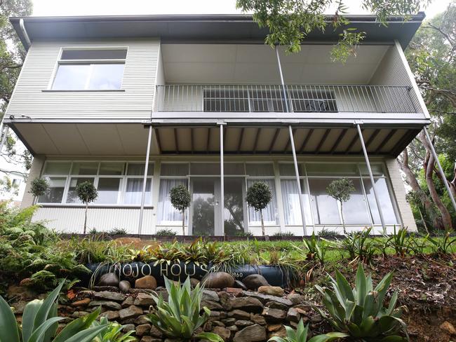 The 1960s brick and weatherboard home has sold for $845,000.