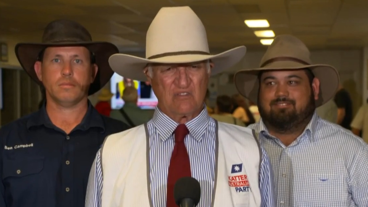 ‘Piggy In The Middle’: Bob Katter’s Advice To David Crisafulli After ...