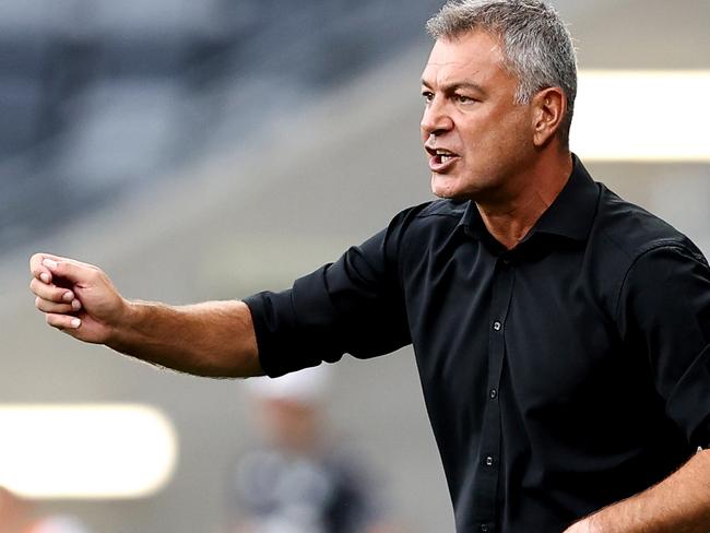 SYDNEY, AUSTRALIA - FEBRUARY 05: Wanderers coach, Mark Rudan gestures during the round 7 A-League match between Western Sydney Wanderers and Western United at CommBank Stadium, on February 05, 2022, in Sydney, Australia. (Photo by Brendon Thorne/Getty Images)